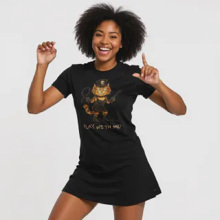 Woman wearing a black T-shirt with orange cat illustration and Play with Me text